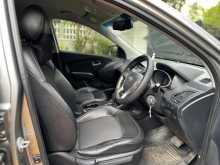 https://riyasewana.com/uploads/hyundai-tucson-2013-2810290112082.jpg
