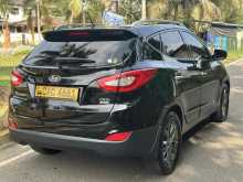 https://riyasewana.com/uploads/hyundai-tucson-2014-1011462122182.jpg