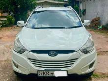 Hyundai Tucson 2011 SUV