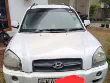 Hyundai Tucson 2005 SUV