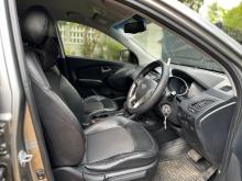 https://riyasewana.com/uploads/hyundai-tucson-240074117965.jpg