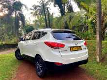 https://riyasewana.com/uploads/hyundai-tucson-242333144092.jpg