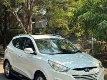 Hyundai Tucson 2012 SUV