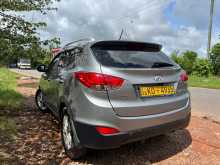 Hyundai Tucson 2011 SUV