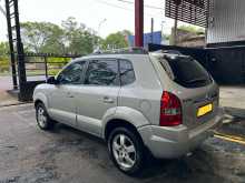 Hyundai Tucson 2006 SUV