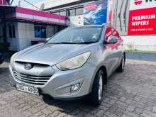 Hyundai Tucson 2WD 2011 SUV