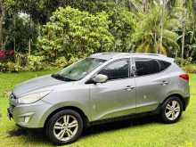 https://riyasewana.com/uploads/hyundai-tucson-2wd-219173322363.jpg