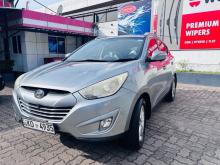 Hyundai Tucson 2WD 2011 SUV