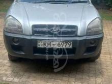 Hyundai Tucson 2004 SUV