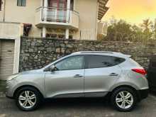 https://riyasewana.com/uploads/hyundai-tucson-31155005513.jpg