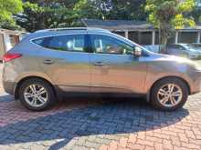 https://riyasewana.com/uploads/hyundai-tucson-8235344752.jpg