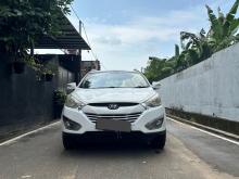 Hyundai Tucson 2012 SUV