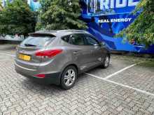 https://riyasewana.com/uploads/hyundai-tucson-crdi-2181251184.jpg