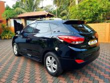 https://riyasewana.com/uploads/hyundai-tucson-ix35-201120526486.jpg
