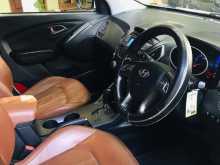 https://riyasewana.com/uploads/hyundai-tucson-ix35-2014-2921252812954.jpg