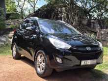 Hyundai TucsonLimited 2011 SUV
