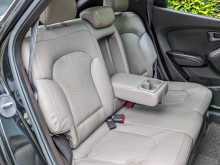 https://riyasewana.com/uploads/hyundai-tucson-thantom-24101558424.jpg