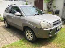 Hyundai Tucson V6 4WD 2005 SUV