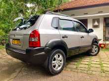 Hyundai Tucson 2006 SUV