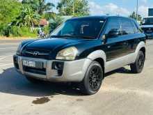 https://riyasewana.com/uploads/hyundai-tusan-6517104762.jpg