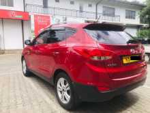 https://riyasewana.com/uploads/hyundai-tuson-2012-1917055112923.jpg
