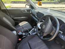 https://riyasewana.com/uploads/hyundai-venue-2019-1014153913003.jpg