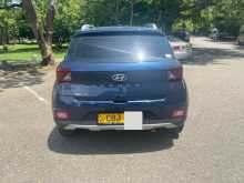https://riyasewana.com/uploads/hyundai-venue-2019-1510265512163.jpg