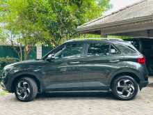 https://riyasewana.com/uploads/hyundai-venue-25163938674.jpg