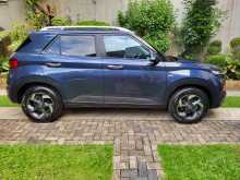 https://riyasewana.com/uploads/hyundai-venue-27183820202.jpg