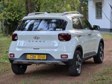 https://riyasewana.com/uploads/hyundai-venue-301824446474.jpg