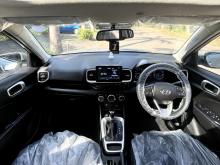 https://riyasewana.com/uploads/hyundai-venue-sx-1710485617405.jpg