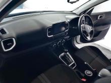https://riyasewana.com/uploads/hyundai-venue-sx-199172524801.jpg