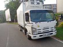 Isuzu ELF 2011 Lorry