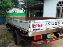 Isuzu ELF 1988 Lorry