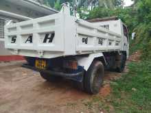 Isuzu Tipper 1995 Lorry