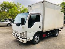 Isuzu 10.5 2013 Lorry