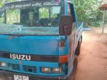 Isuzu 10.5 1983 Lorry
