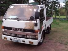 https://riyasewana.com/uploads/isuzu-10-5-261738516726.jpg