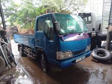 Isuzu 10.5 2000 Lorry