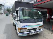 Isuzu 10.5 Feet 2000 Lorry