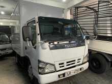 Isuzu 10.5 Ft Full Body 2005 Lorry