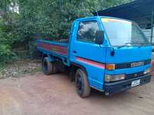 Isuzu Double Wheel 1984 Lorry
