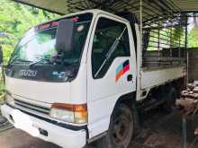 Isuzu Elf 2000 Lorry