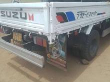 https://riyasewana.com/uploads/isuzu-1992-22140230421379.jpg