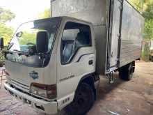 Isuzu 2003 Full Body 2003 Lorry