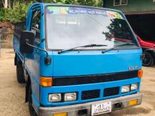 https://riyasewana.com/uploads/isuzu-250-171211186726.jpg