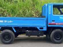 https://riyasewana.com/uploads/isuzu-250-1982-137443312673.jpg