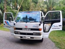 https://riyasewana.com/uploads/isuzu-250-261700436275.jpg