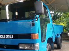 Isuzu 250 Single Wheel 1982 Lorry