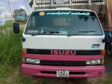 https://riyasewana.com/uploads/isuzu-350-lorry-25105251623.jpg